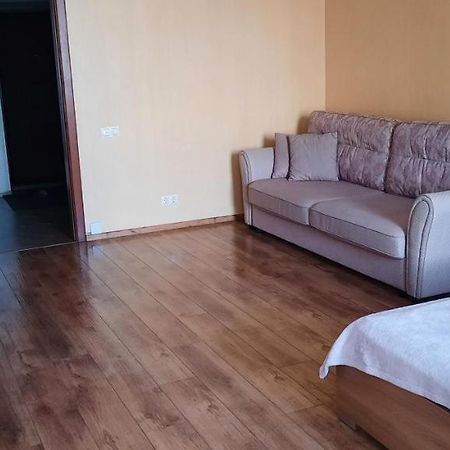 U Very Apartment Gomel Exterior foto