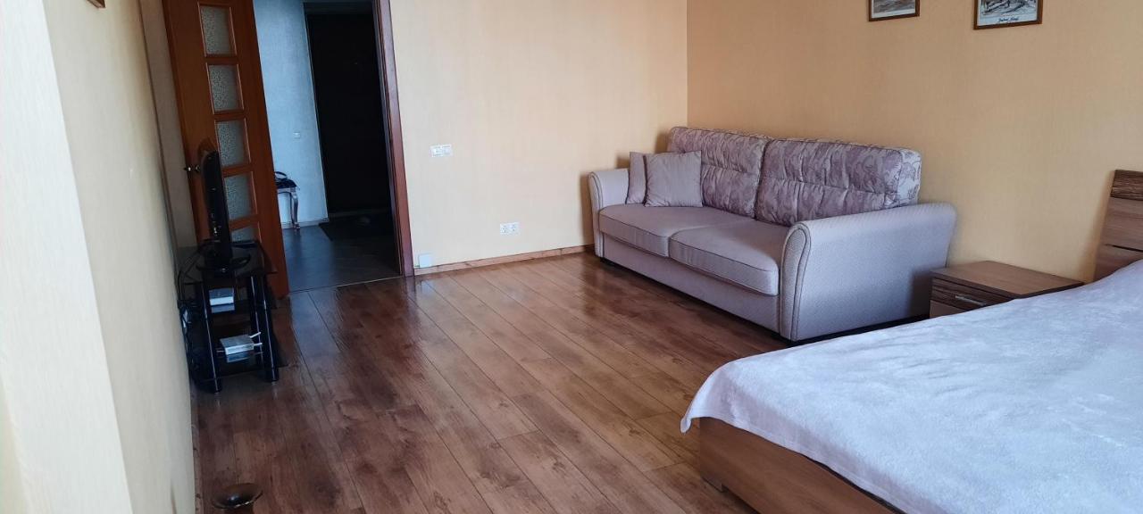 U Very Apartment Gomel Exterior foto